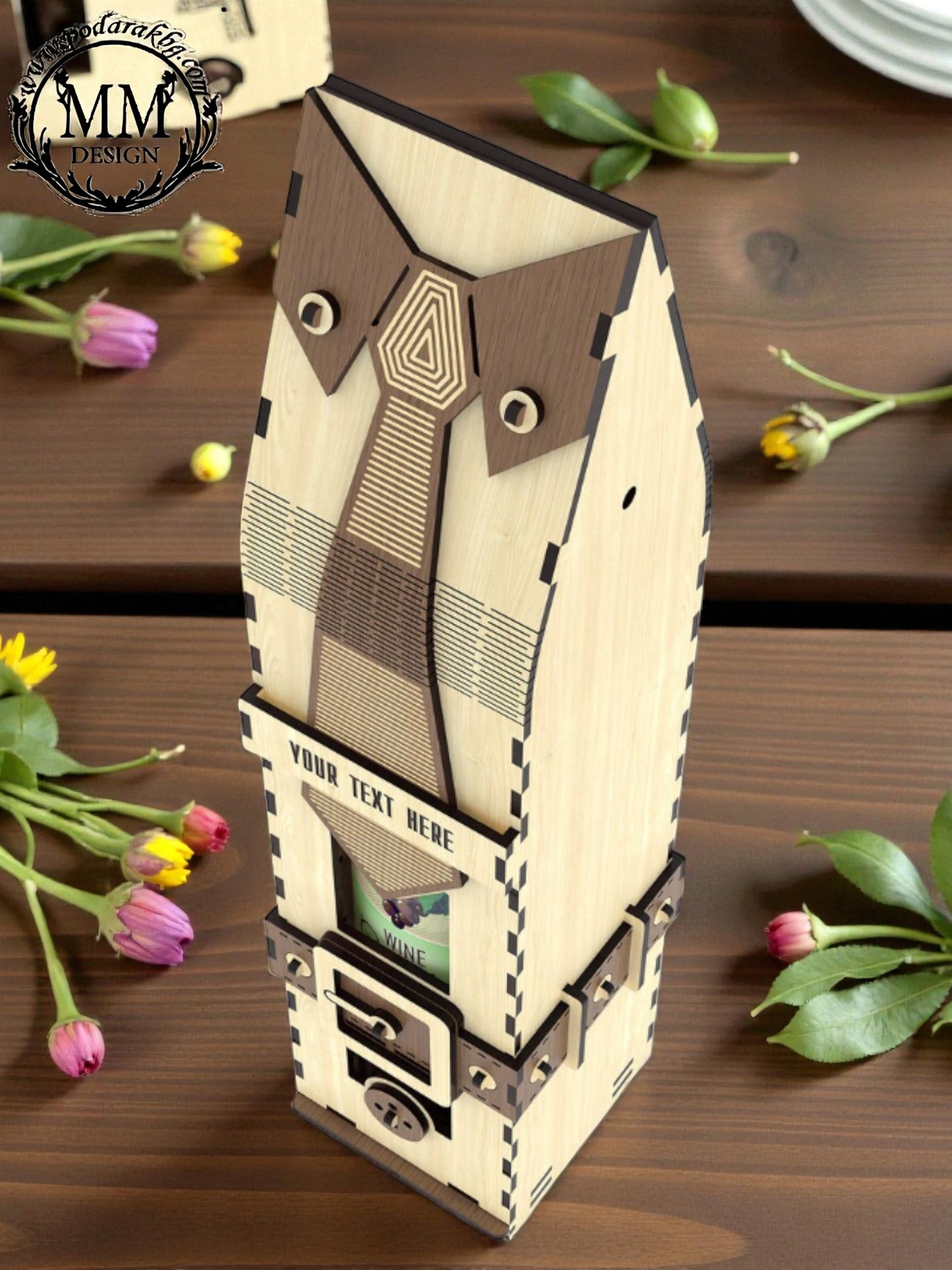 Cutie din lemn pentru sticlă – model masculin „Cravată”, lucrată manual (personalizată)