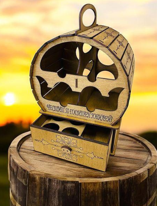 Mini bar din lemn „Butoi” pentru 4 sticle – gravură personalizată inclusă