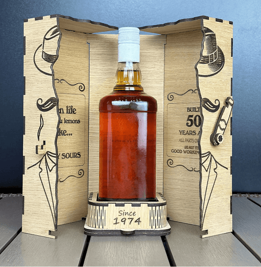 Cutie din lemn personalizată pentru băuturi – elegantă, lucrată manual